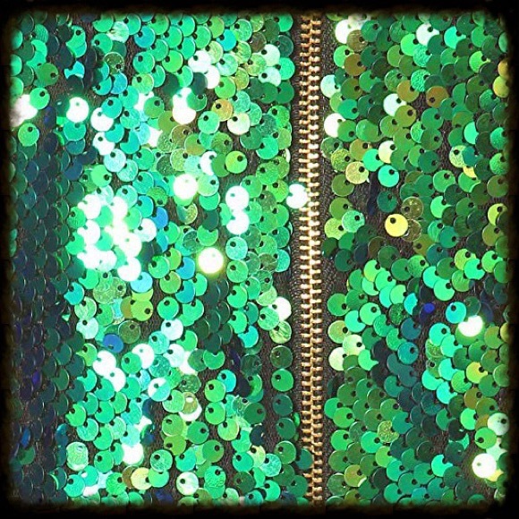 🍸✨🍸BNWT SEQUIN ZIP UP WITH RIBBED CUFFS🍸✨🍸 - Picture 5 of 7